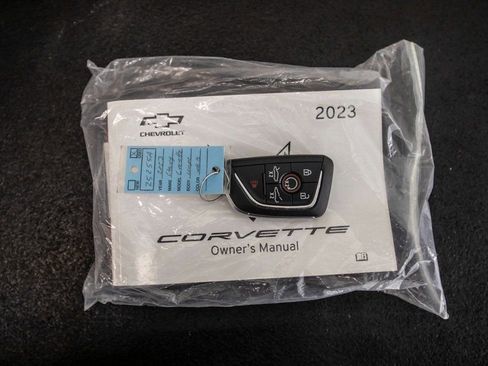 Used 2023 Chevrolet Corvette Stingray Premium Cpe w/ Z51 Performance Package image 33