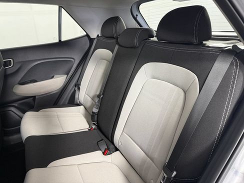 Certified 2026 Hyundai Venue SEL FWD image 30