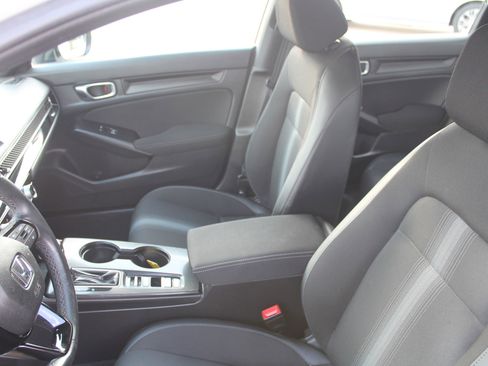 Used 2023 Honda Civic Sport image 24