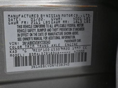 Used 2022 Nissan Sentra SV FWD image 17