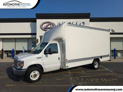 Used 2023 Ford E-450 and Econoline 450 Super Duty w/ Power Windows & Locks Group