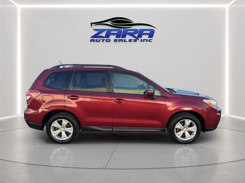 Used 2014 Subaru Forester 2.5i Premium AWD/4WD image 8