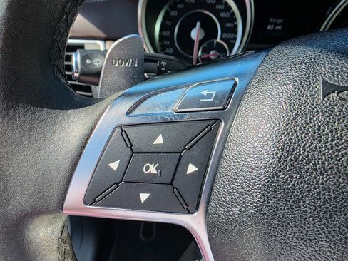 Used 2013 Mercedes-Benz ML 63 AMG 4MATIC image 20