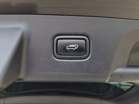 Used 2023 Hyundai Palisade Limited image 10