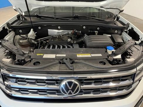 Used 2021 Volkswagen Atlas SE w/ Panoramic Sunroof Package AWD/4WD image 9