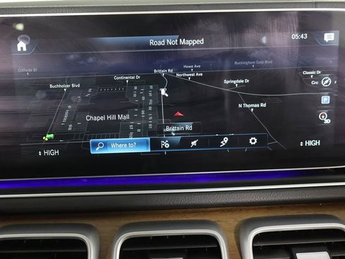 Used 2023 Mercedes-Benz GLS 450 4MATIC w/ AMG Line Exterior image 56