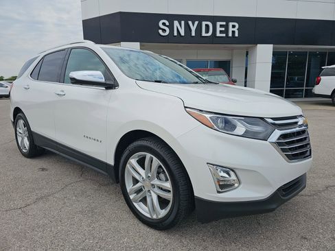 Used 2018 Chevrolet Equinox Premier FWD image 1