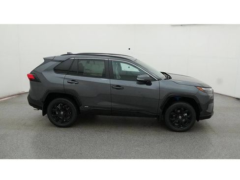 Used 2024 Toyota RAV4 SE AWD/4WD image 14