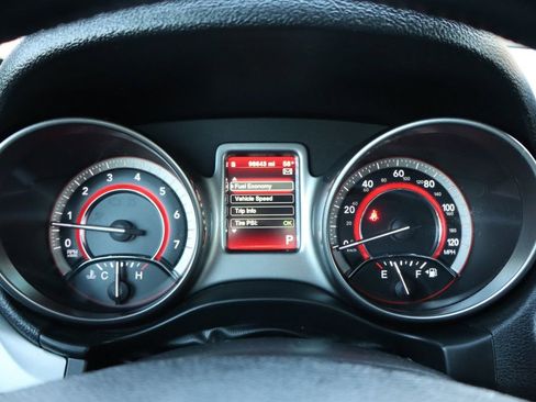 Used 2017 Dodge Journey Crossroad image 32