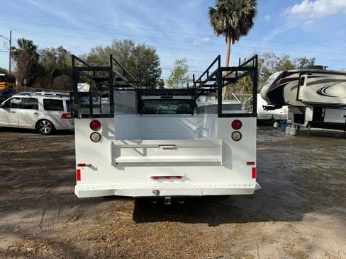 Used 2006 Ford F350 2WD Regular Cab DRW Super Duty image 6