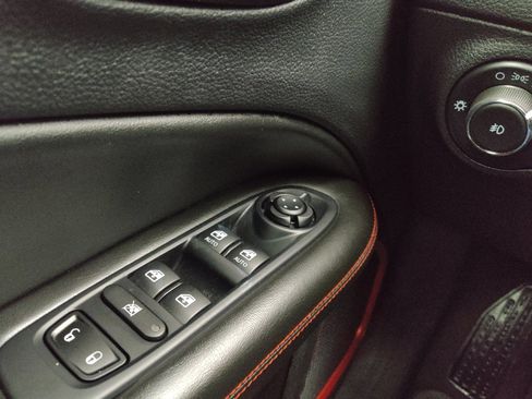 Used 2021 Jeep Compass Trailhawk AWD/4WD image 27