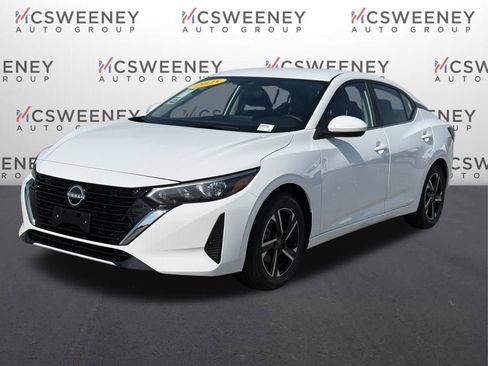 Used 2025 Nissan Sentra SV image 1