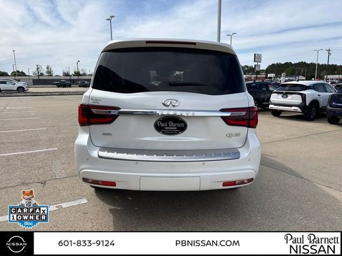 Used 2023 INFINITI QX80 Sensory w/ Cargo Package AWD/4WD image 11