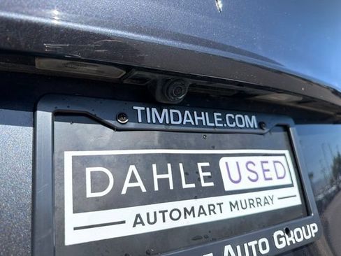 Used 2024 Tesla Model Y Long Range AWD/4WD image 6