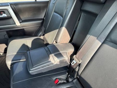 Used 2014 Toyota 4Runner Limited AWD/4WD image 27