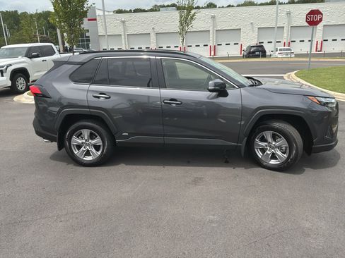 Used 2025 Toyota RAV4 XLE w/ Convenience Package AWD/4WD image 54