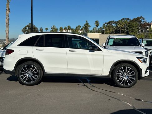 Certified 2021 Mercedes-Benz GLC 300 image 2