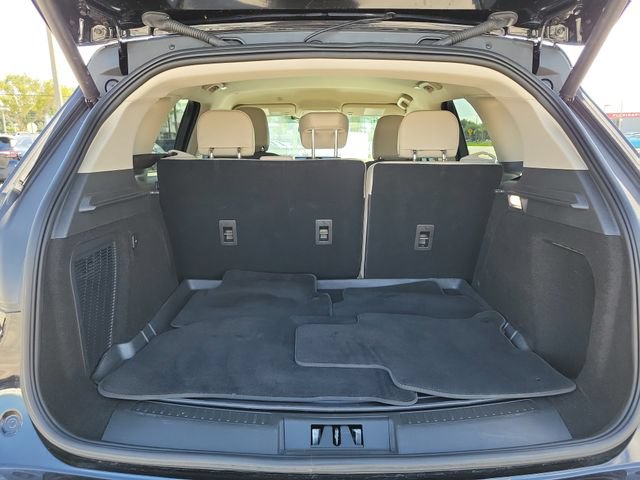Used 2025 Lincoln Corsair FWD image 9