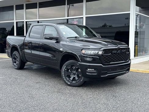 New 2026 RAM 1500 4x4 Crew Cab image 2