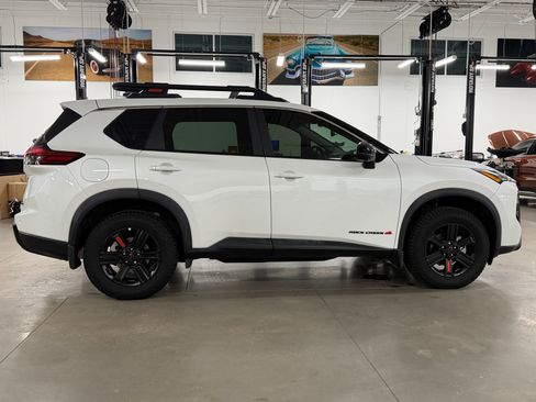 Used 2025 Nissan Rogue SV w/ Rock Creek Premium Package AWD/4WD image 8