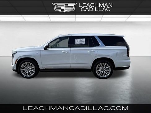 New 2026 Cadillac Escalade Luxury w/ Touring Package AWD/4WD image 6