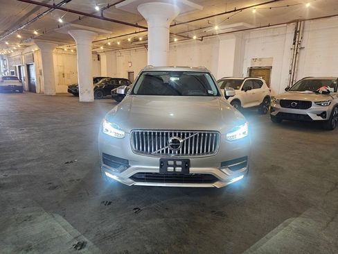 Certified 2023 Volvo XC90 B6 Plus image 6