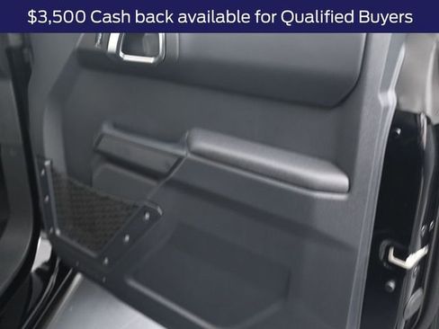 New 2025 Ford Bronco Badlands image 15