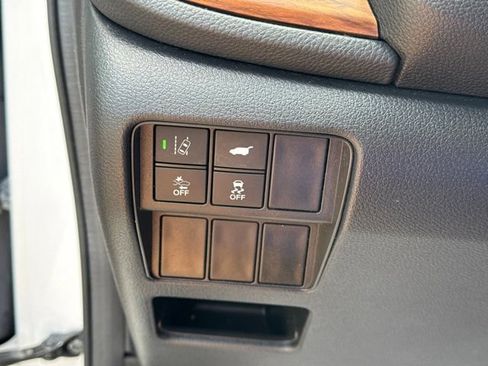 Used 2021 Honda CR-V EX-L image 11