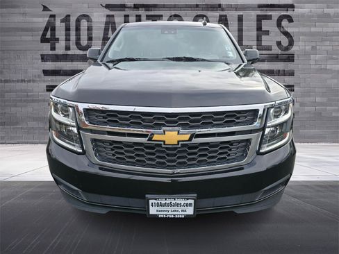 Used 2019 Chevrolet Suburban LT AWD/4WD image 5