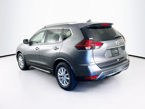 Used 2020 Nissan Rogue SV FWD image 5