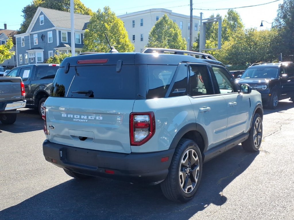 Used 2023 Ford Bronco Sport Outer Banks w/ Tech Package AWD/4WD image 6