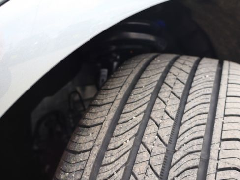 New 2026 Buick Envision Avenir image 17