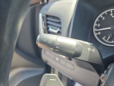 Used 2021 Nissan Rogue SV FWD image 29