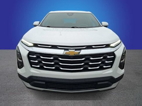 Used 2026 Chevrolet Equinox LT FWD image 2