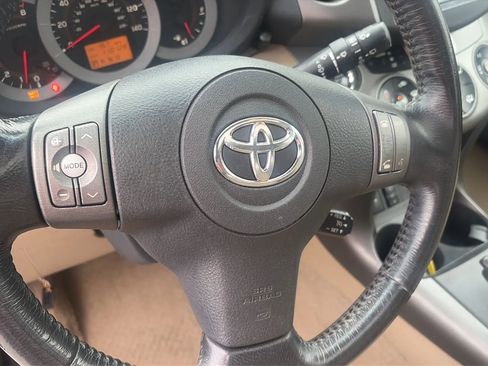 Used 2009 Toyota RAV4 Limited AWD/4WD image 43