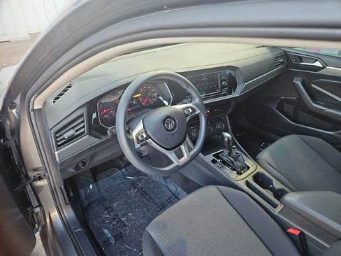 Used 2019 Volkswagen Jetta S w/ Driver Assistance Package FWD image 10