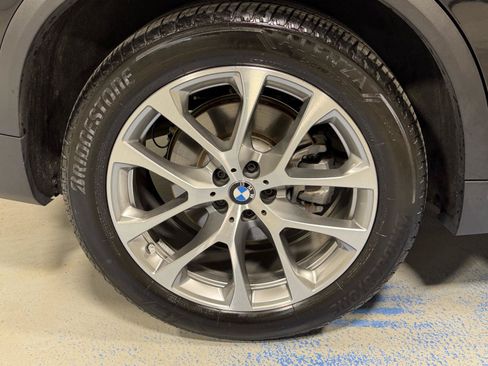 Used 2024 BMW X5 xDrive40i w/ Premium Package AWD/4WD image 36