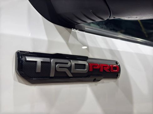 Used 2018 Toyota Tacoma TRD Pro image 22