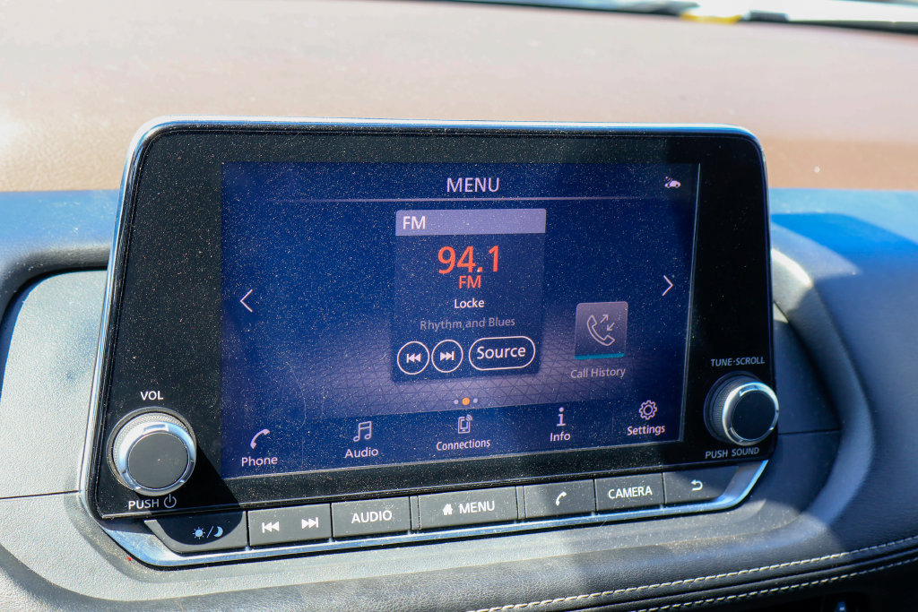 Used 2022 Nissan Rogue SV AWD/4WD image 5