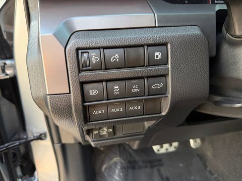 Used 2025 Toyota Tacoma TRD Sport w/ TRD Sport Premium Package image 31