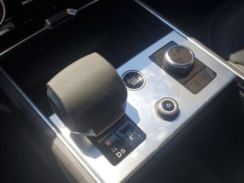 Used 2023 Land Rover Range Rover Autobiography image 52