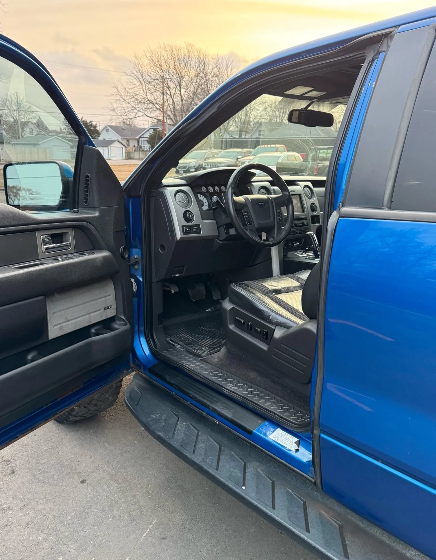 Used 2010 Ford F150 Raptor AWD/4WD image 15