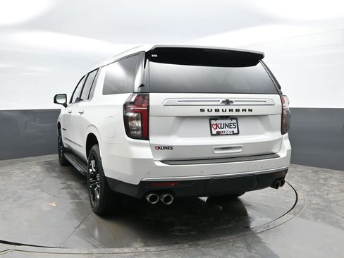 Used 2023 Chevrolet Suburban High Country w/ Max Trailering Package image 8