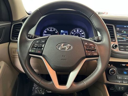 Used 2017 Hyundai Tucson Limited image 15