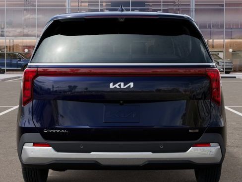 New 2027 Kia Carnival LXS FWD image 13