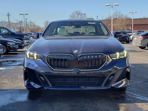 New 2026 BMW 530i xDrive w/ M Sport Package image 2
