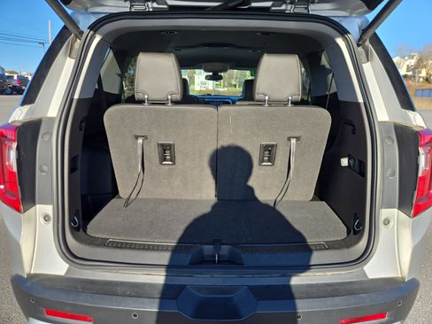 Used 2020 GMC Acadia SLT image 5