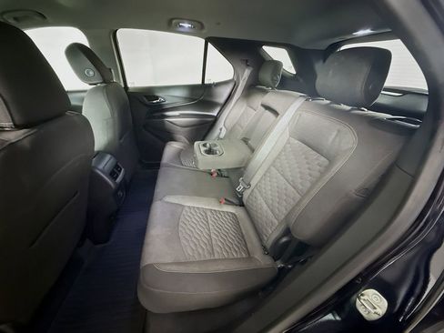 Used 2020 Chevrolet Equinox LT image 23