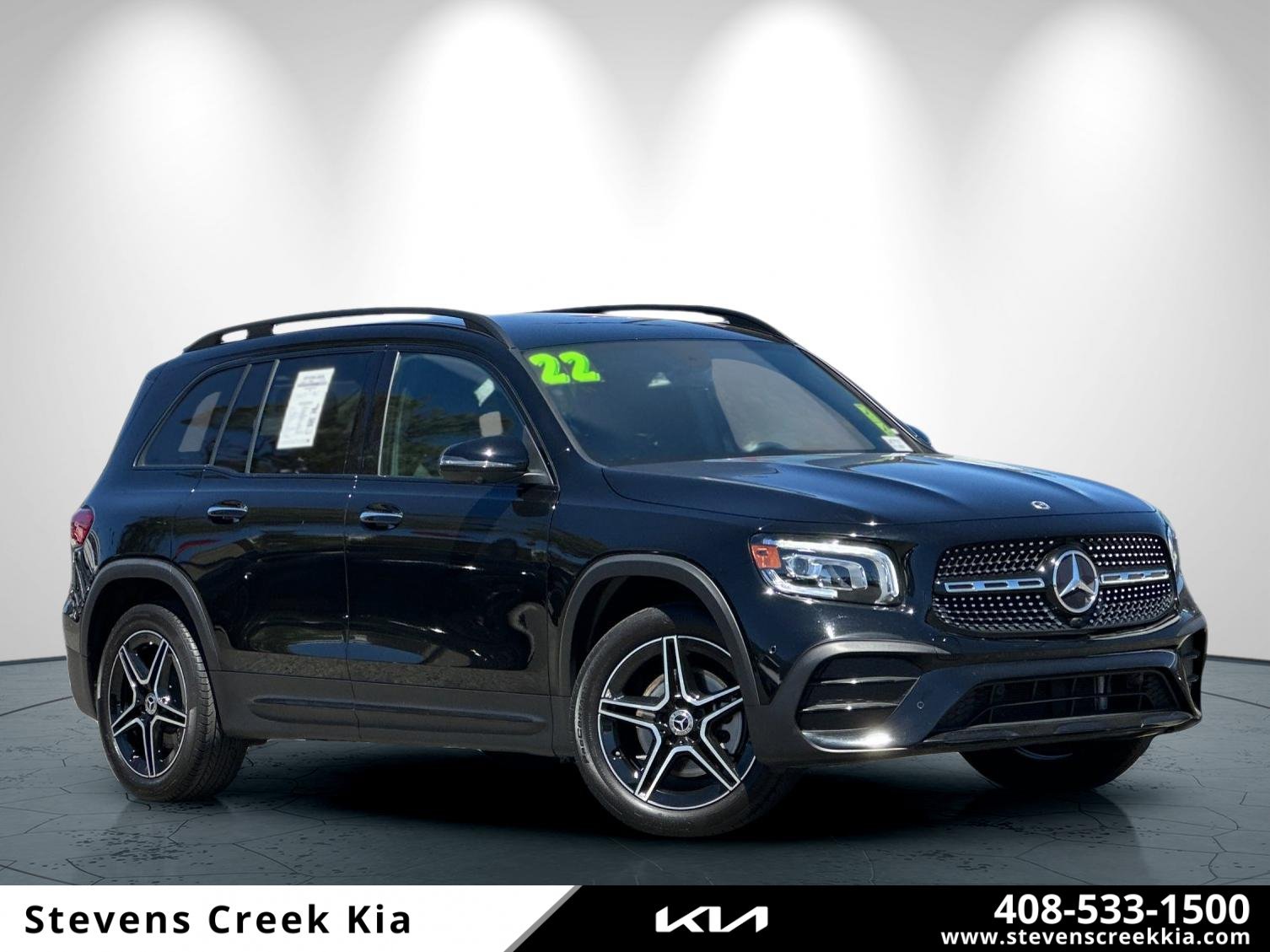 Used 2022 Mercedes-Benz GLB 250 4MATIC image 1