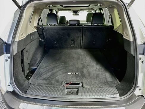 Used 2023 Nissan Rogue SV w/ SV Premium B Package AWD/4WD image 31
